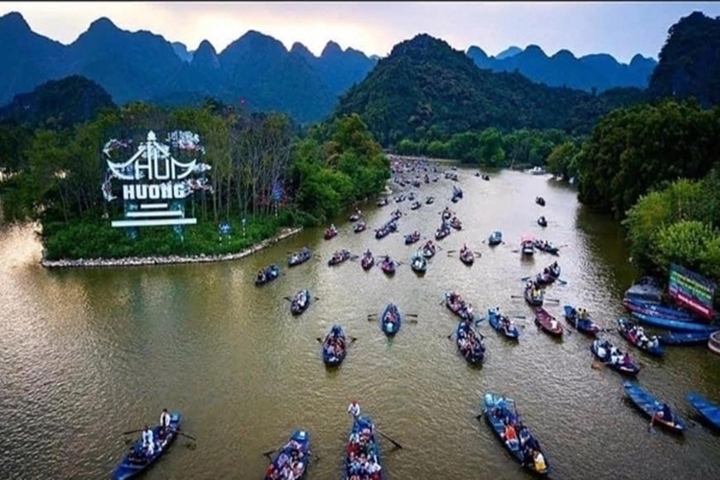 Soi giá những tour du lịch tâm linh 3 miền hút khách nhất đầu năm 2026 - Ảnh 3