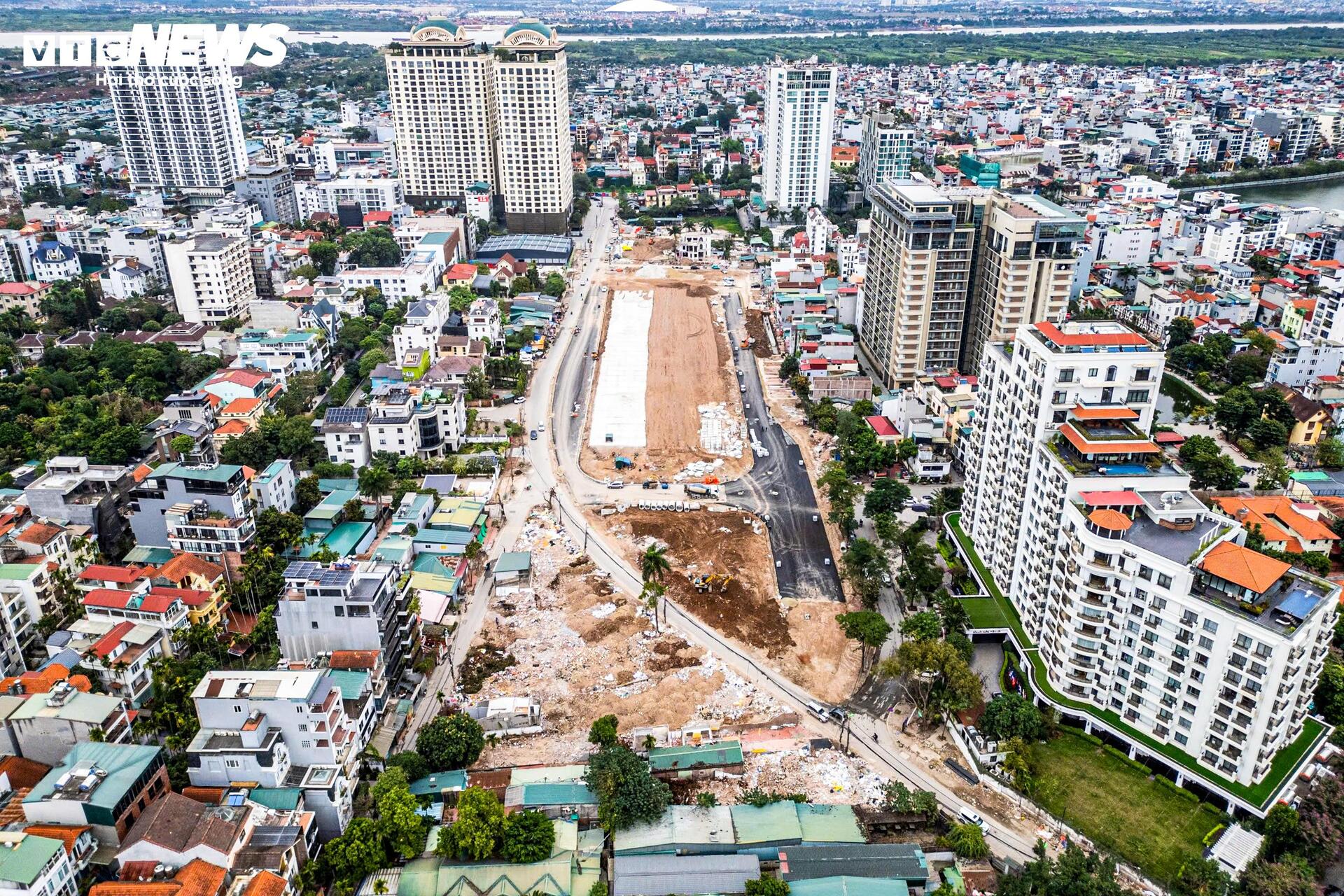 Tuyến đường rộng gần 100m ven Hồ Tây dần thành hình sau một năm thi công - Ảnh 11