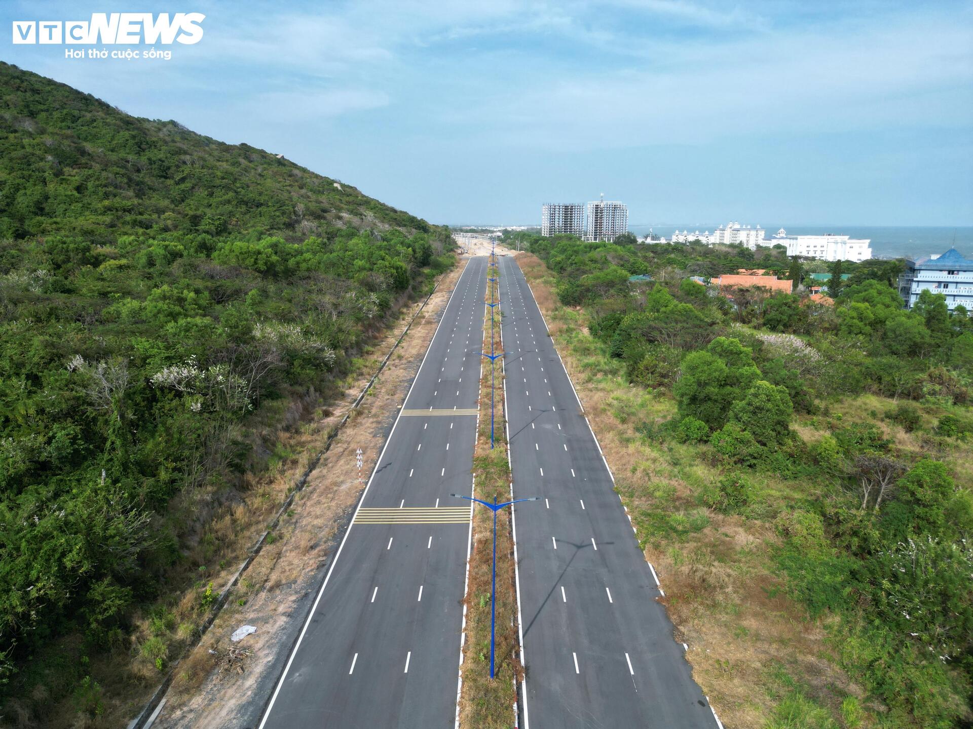 Toàn cảnh đường ven biển 7.000 tỷ đồng ở TP.HCM tăng tốc về đích - Ảnh 10