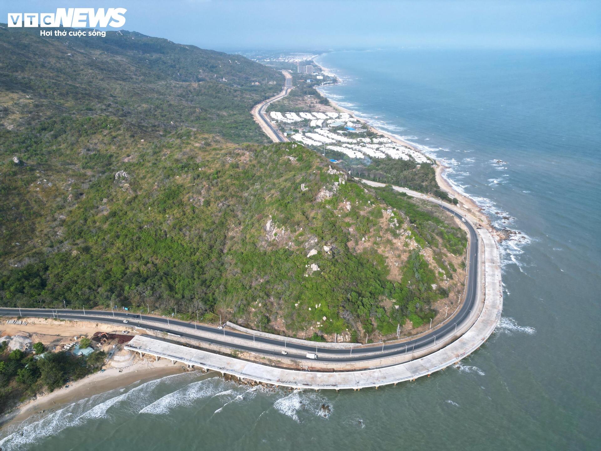 Toàn cảnh đường ven biển 7.000 tỷ đồng ở TP.HCM tăng tốc về đích - Ảnh 1