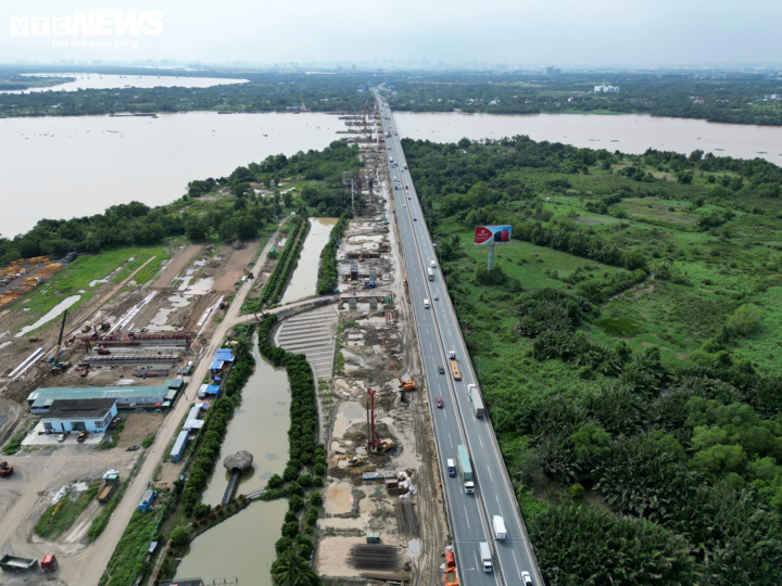 TP.HCM phấn đấu thu ngân sách khoảng 1 triệu tỷ đồng - Ảnh 3