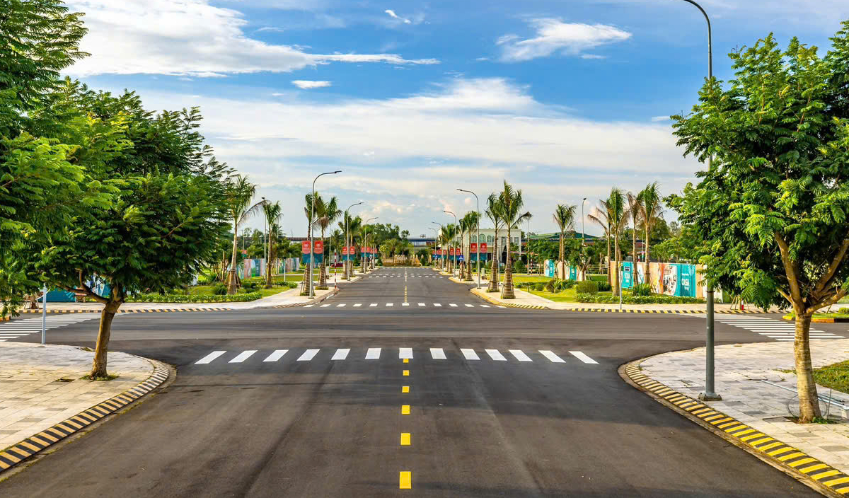 Từng là “phân khúc vua”, đất nền rơi vào nghịch lý: Có nơi, giá ngang chung cư, thậm chí rẻ hơn, đặc biệt bị nhà đầu tư lãng quên - Ảnh 4