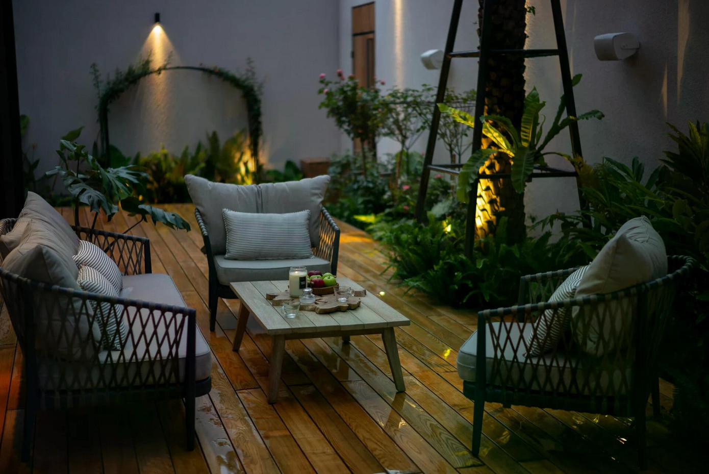 Biệt thự tân cổ điển tối giản, hoà mình với thiên nhiên - Ảnh 7