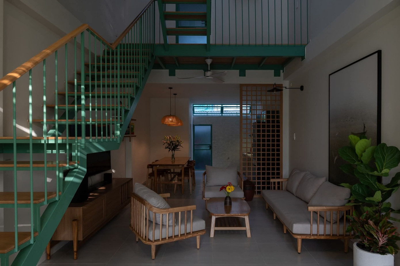 Gia chủ thư thái trong ngôi nhà màu xanh dịu mát - Ảnh 5