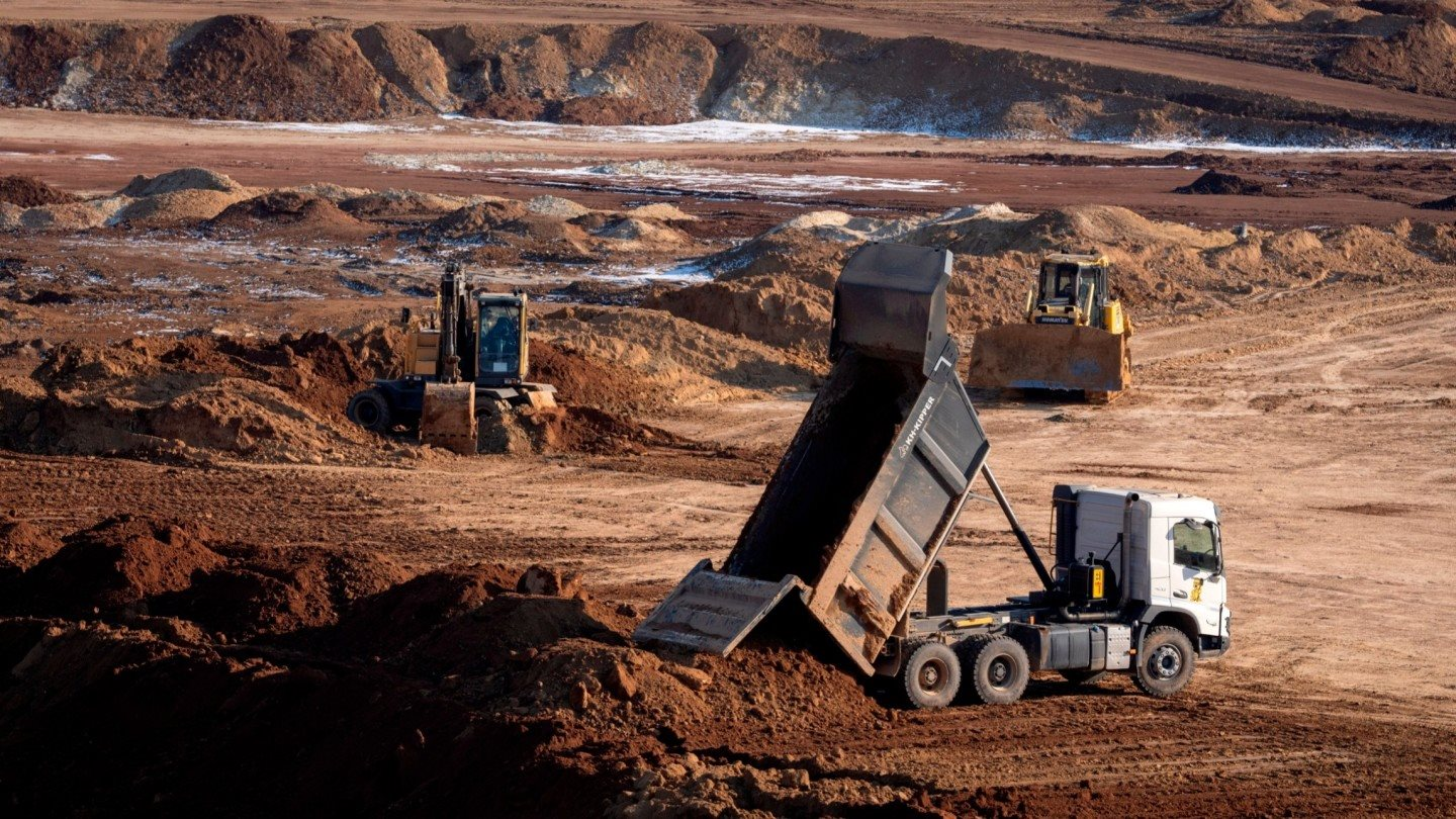 Quốc gia này đã khai thác 70 tấn vàng trong năm 2025 nhưng vẫn còn 75% tài nguyên chưa được khai thác - Liệu đây có là 'mỏ vàng' mới của thế giới? - Ảnh 1