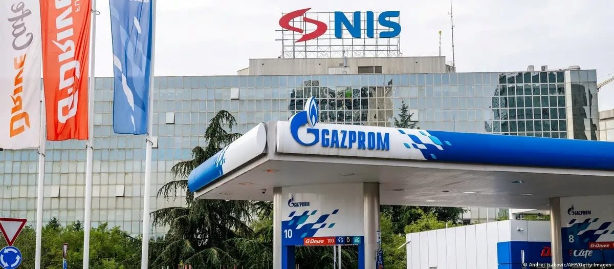 Bị EU gây áp lực buộc ‘quay lưng’ với khí đốt Nga, một quốc gia tính mua 500 triệu m³ khí đốt từ châu Âu - Ảnh 1