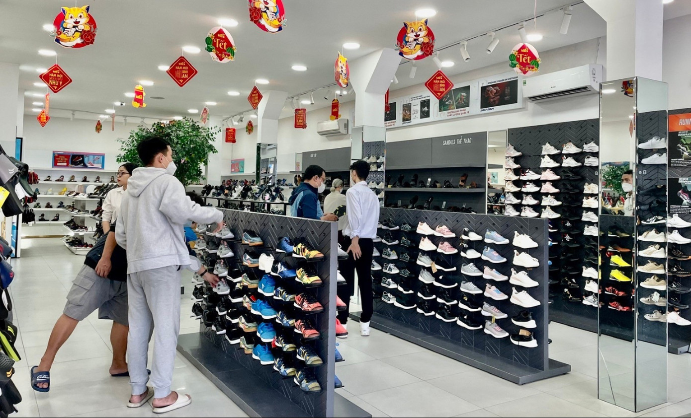 Doanh nghiệp 'chạy đua' mua bán hàng Tết trên sàn online - Ảnh 1