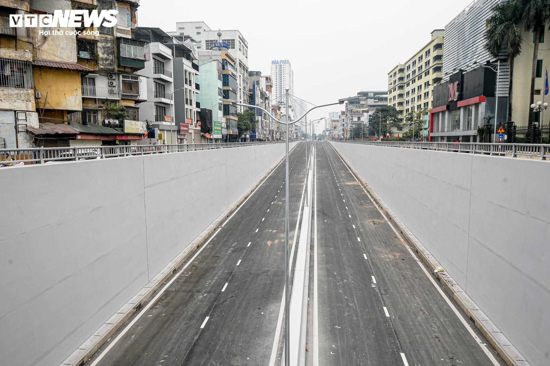 Diện mạo hầm chui gần 800 tỷ đồng ở Hà Nội trước ngày thông xe - Ảnh 2