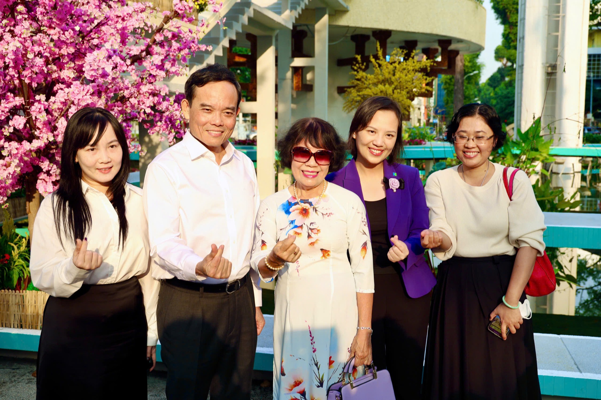 Mùa xuân đầu tiên của siêu đô thị TPHCM - Ảnh 4