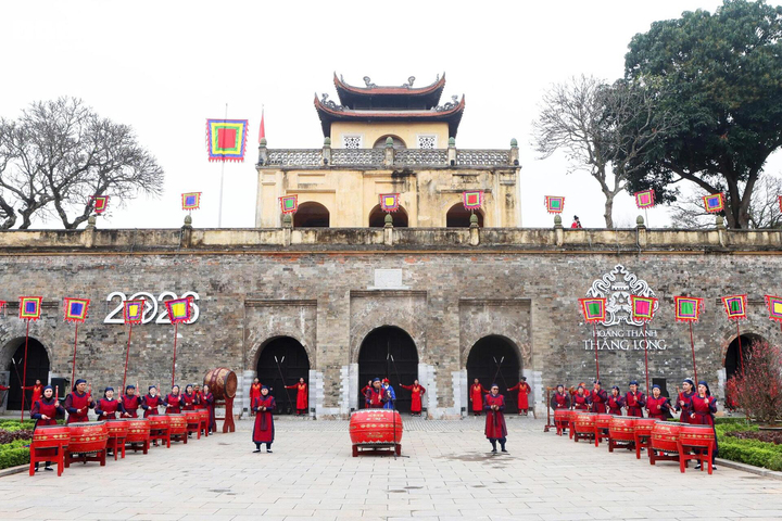 Hà Nội mở cửa miễn phí 17 di tích nổi tiếng dịp đầu năm Bính Ngọ - Ảnh 1