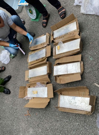 Công an Lạng Sơn triệt phá đường dây buôn lậu bạc lớn nhất từ trước đến nay - Ảnh 1