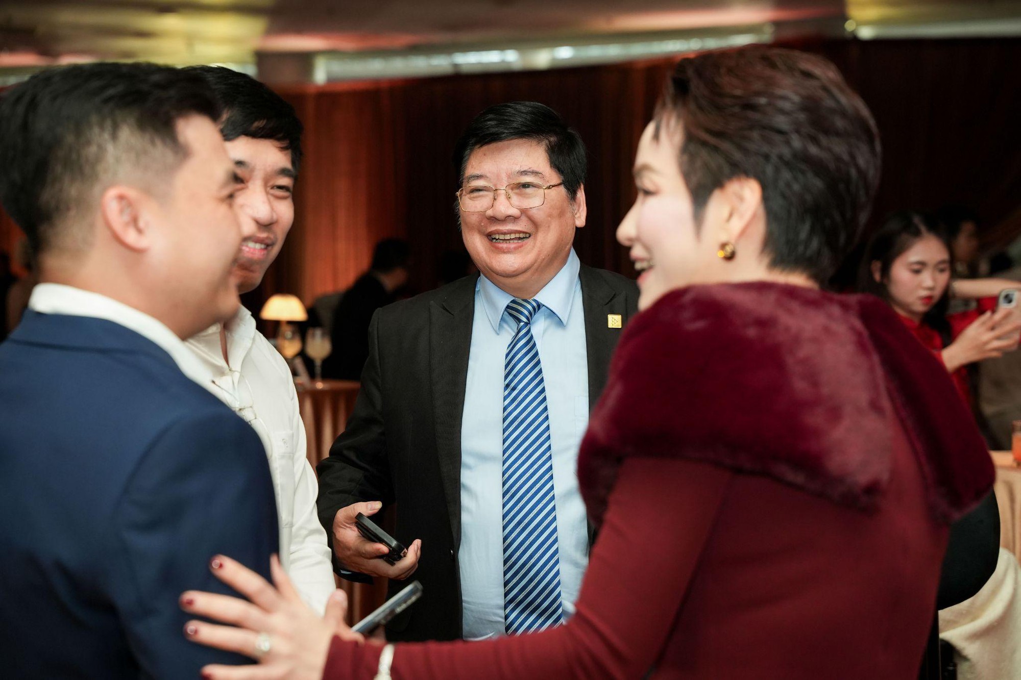 Vươn tầm, tử tế và bền vững: Doanh nghiệp cùng viết tiếp câu chuyện Việt Nam tại Gala WeChoice Awards 2025 - Ảnh 5