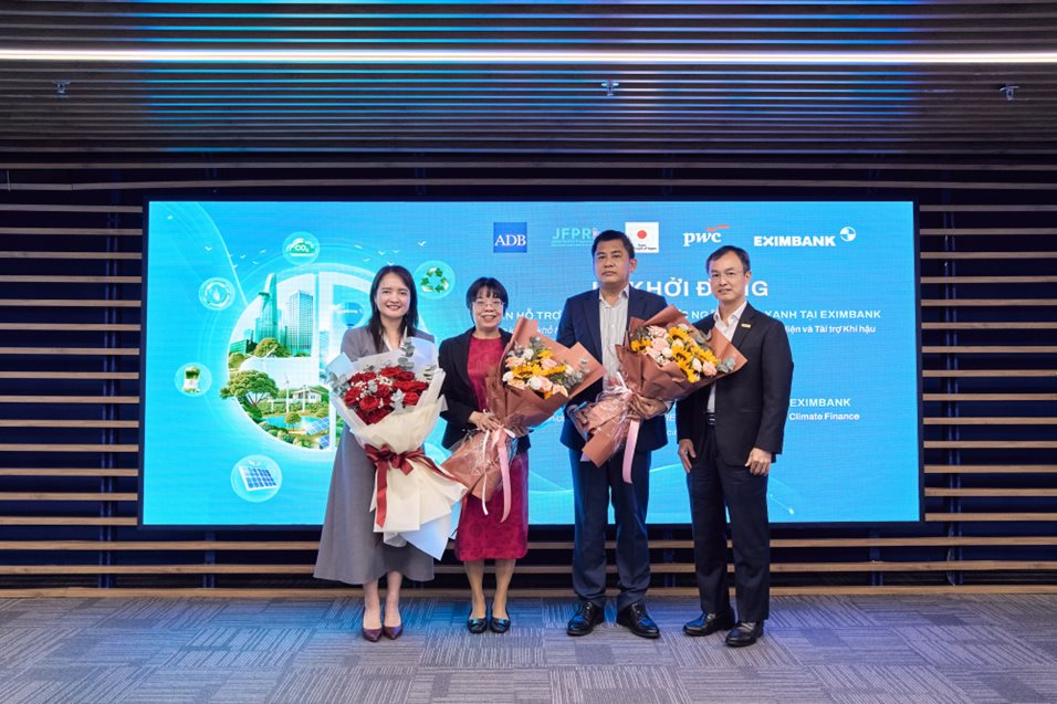 Eximbank khởi động chương trình hỗ trợ nâng cao năng lực Ngân hàng xanh cùng ADB và PWC Việt Nam - Ảnh 1