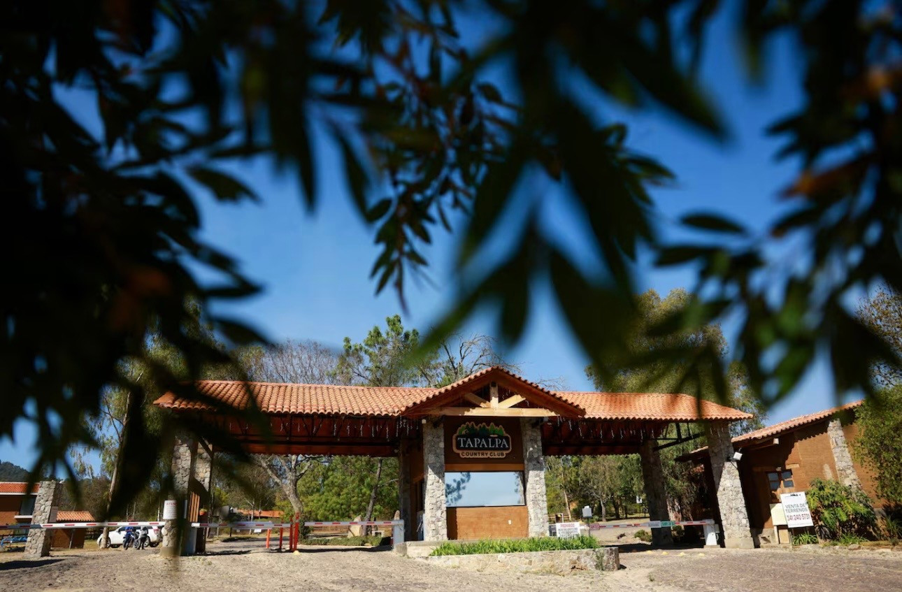 Bên trong biệt thự nơi trùm ma tuý khét tiếng Mexico bị phục kích - Ảnh 1