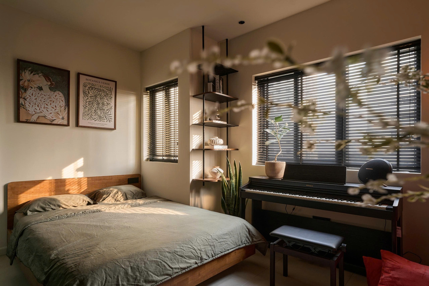 Căn hộ cũ 70m2 'lột xác' hoàn toàn nhờ đập thông các bức tường ngăn - Ảnh 19