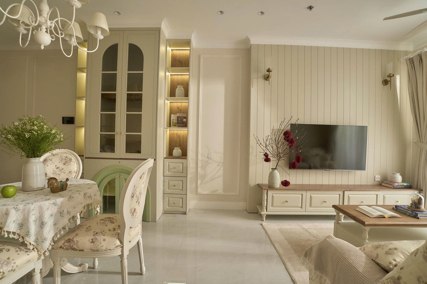 Căn hộ 50m2 mang phong cách đồng quê Pháp - Ảnh 2