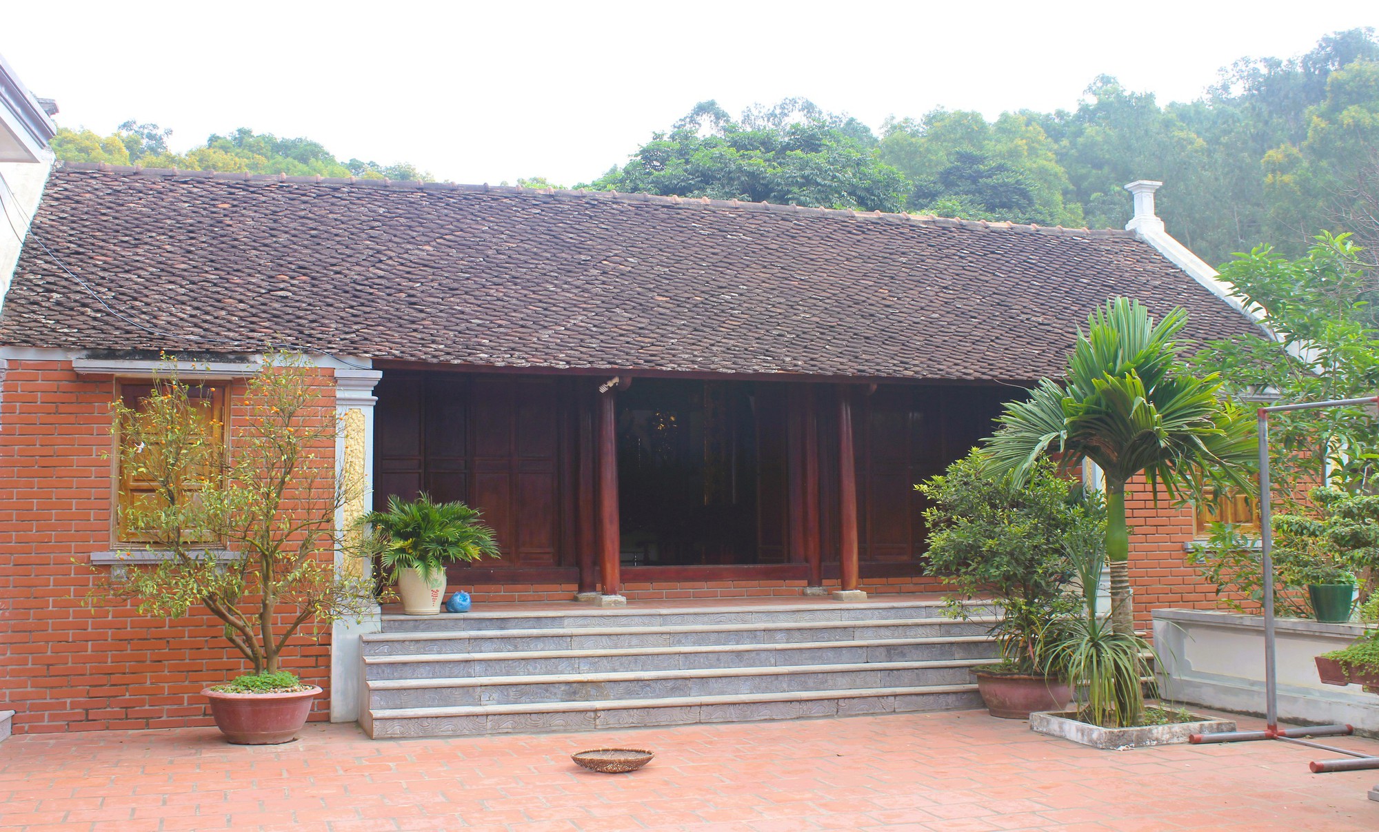 Làng cổ Đông Sơn - một trong 10 làng cổ đẹp nhất Việt Nam bên bờ sông Mã - Ảnh 8