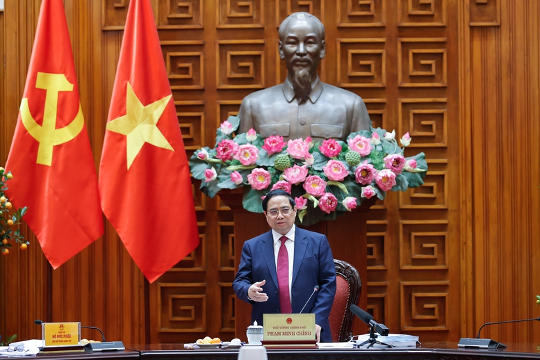 Thủ tướng: Bảo đảm tiếp cận bình đẳng các dịch vụ tài chính ngân hàng, không để ai bị bỏ lại phía sau - Ảnh 3