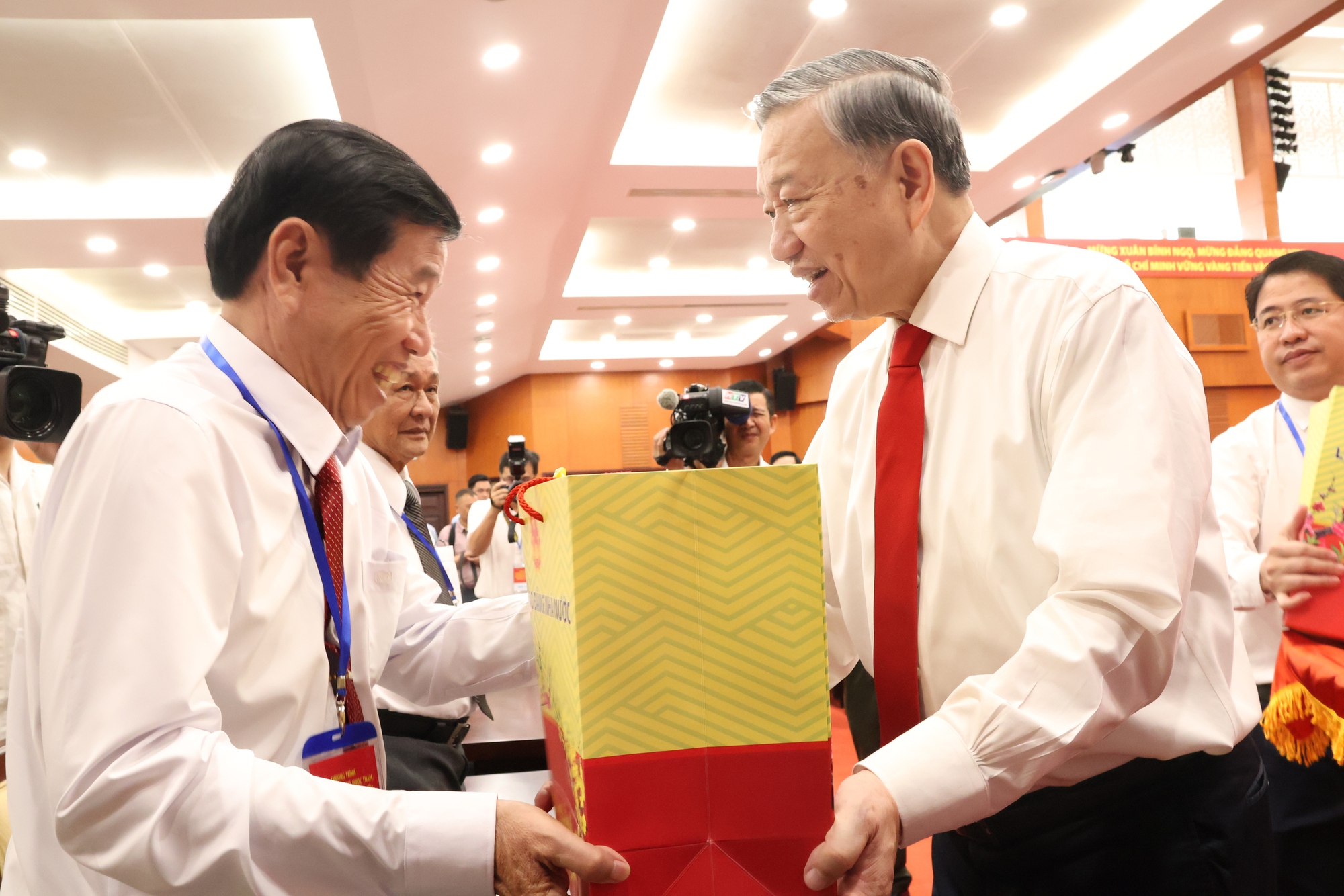 Tổng Bí thư Tô Lâm: TPHCM là nơi Trung ương yên tâm giao việc lớn - Ảnh 5