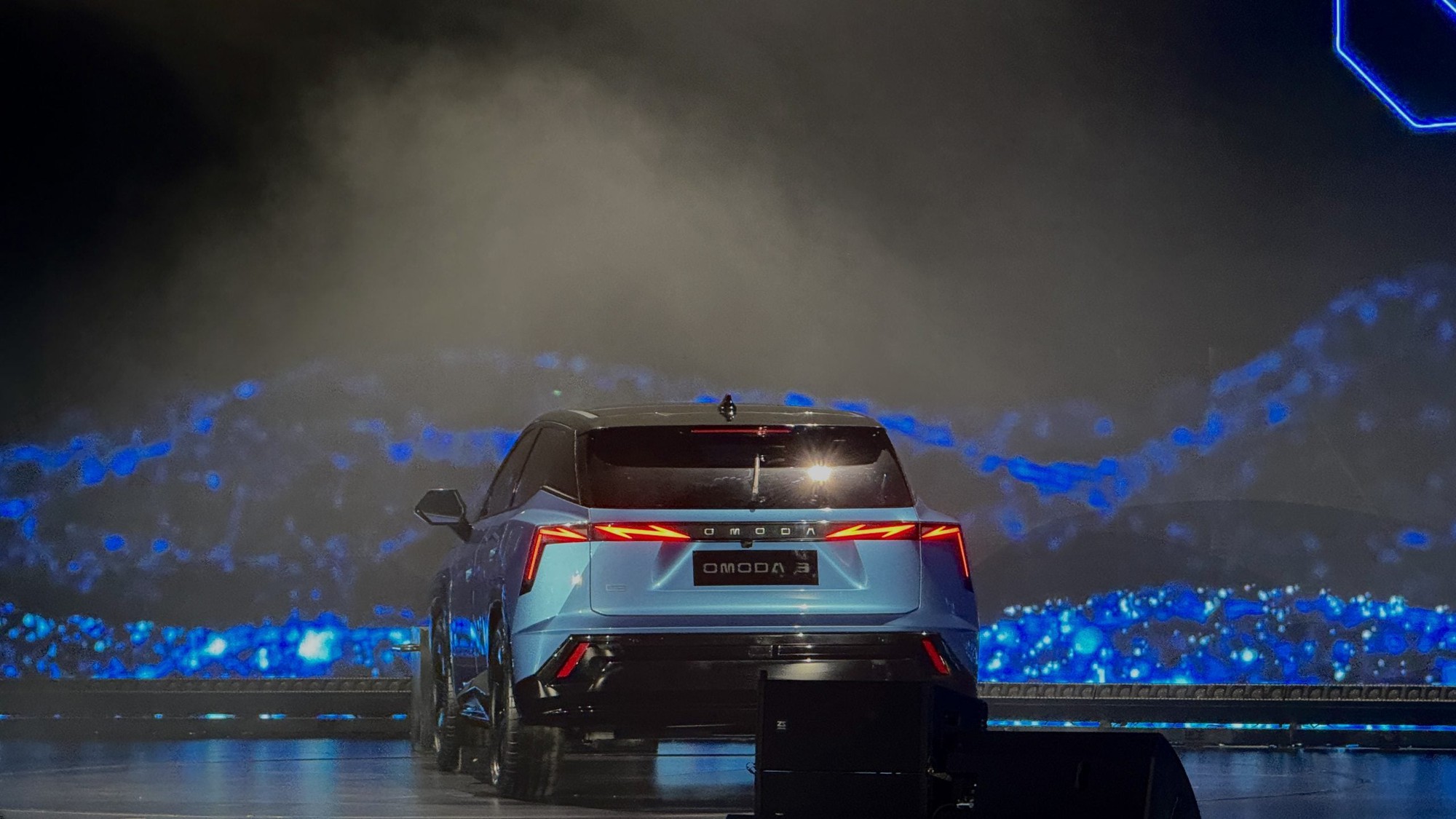 Lộ diện mẫu xe Trung Quốc tiếp theo được sản xuất tại nhà máy Hưng Yên: SUV cho giới trẻ, thiết kế học theo Lamborghini Urus - Ảnh 2