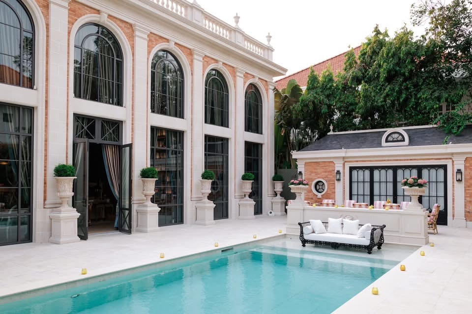 Biệt thự triệu đô mới của NTK Thái Công: “Tôi thiết kế ngôi nhà này giống như cách tôi sống và làm nghề - tinh tế, kỷ luật và sâu sắc” - Ảnh 2