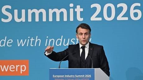 Tổng thống nền kinh tế top đầu EU 'đắng lòng' thừa nhận sự thật liên quan tới Nga, cảnh báo khối đang trong 'tình thế khẩn cấp' - Ảnh 1