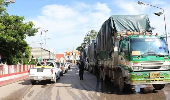 Dân tẩy chay nhưng hàng Thái Lan vẫn tràn sang, Campuchia lên tiếng giải thích - Ảnh 1