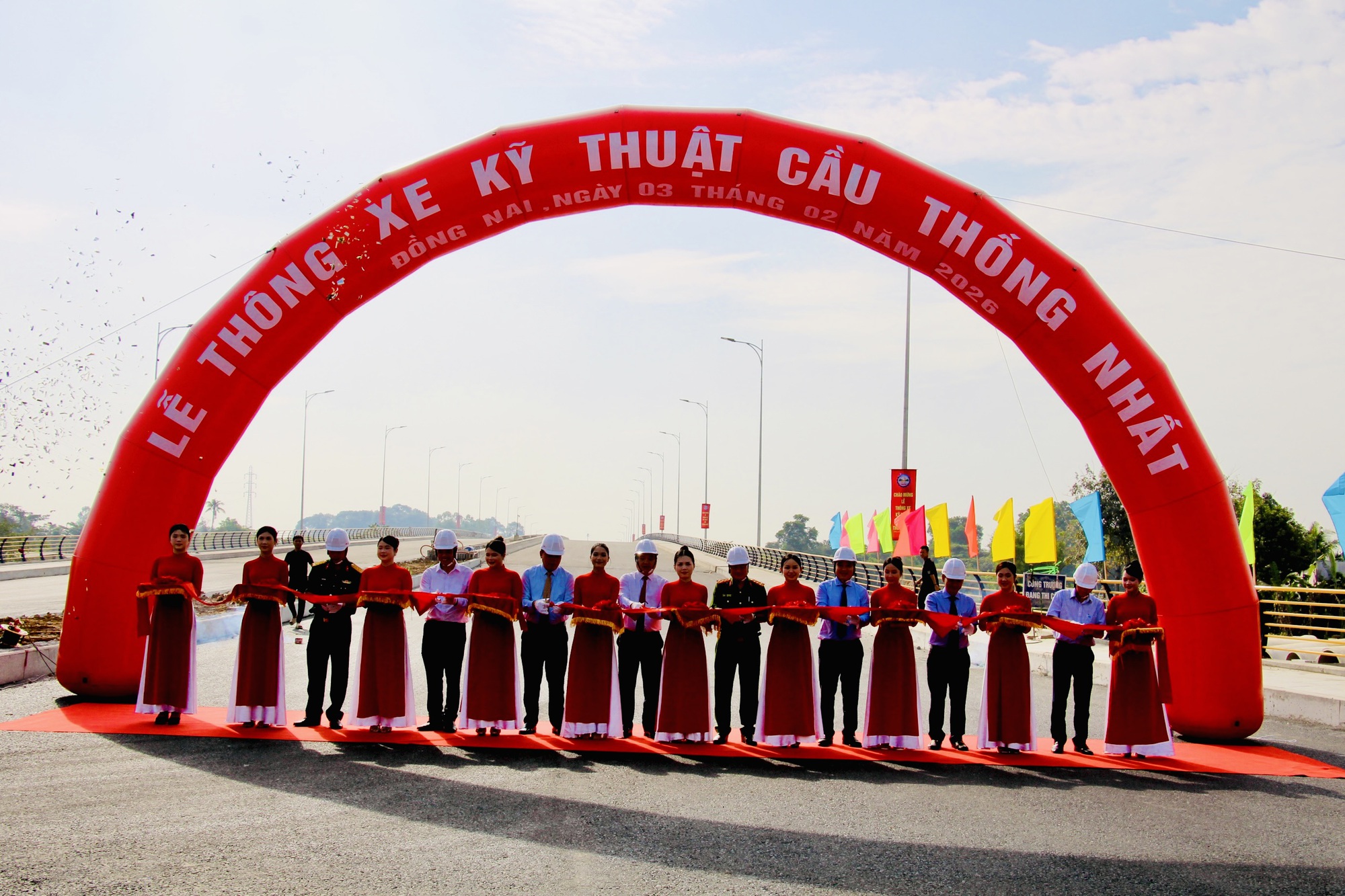 2 dự án cầu, đường ngàn tỉ ở Đồng Nai vừa thông xe - Ảnh 1