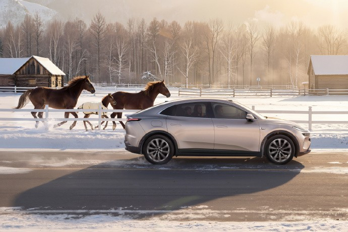 Loạt xe đặc biệt thiết kế riêng cho năm Bính Ngọ - Ảnh 9