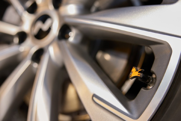 Loạt xe đặc biệt thiết kế riêng cho năm Bính Ngọ - Ảnh 12