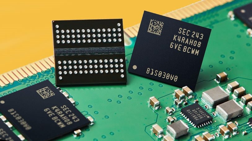 Lẽ ra phải ngày càng rẻ đi, món đồ mà gần như ai cũng "ôm ấp" hàng ngày này lại "tăng như giá vàng" - Ảnh 3