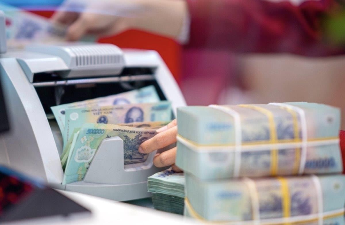 Tăng vọt lên 21%/năm vào đầu tháng 2, lãi suất liên ngân hàng sau Tết sẽ ra sao? - Ảnh 1