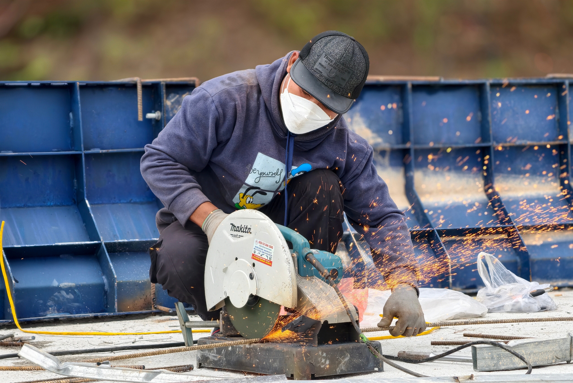 Hình hài cây cầu trên đèo Mimosa thay thế đoạn đường bị sạt lở cuối năm 2025 - Ảnh 10