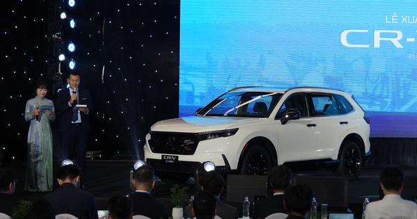 Honda CR-V hybrid lần đầu tiên được lắp ráp trong nước: ngoại hình có 1 điểm khác biệt, giá bán chưa được tiết lộ
