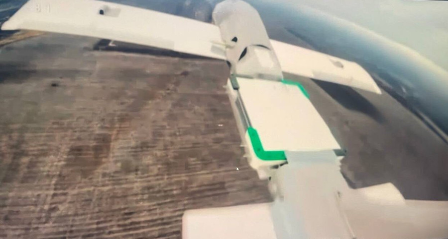 SpaceX thực hiện biện pháp 'đối phó khẩn cấp' với các trạm Starlink của Nga - Ảnh 1