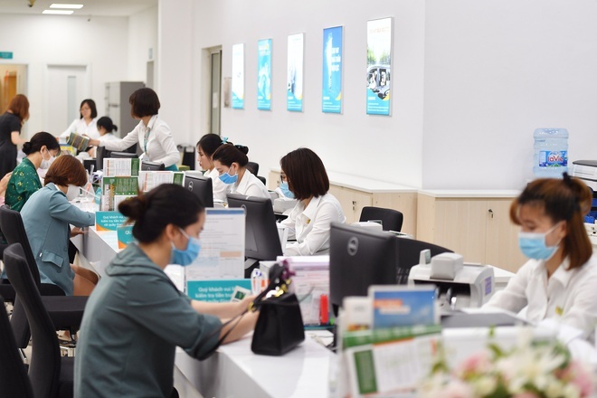 Khi ngân hàng nghỉ Tết, khách hàng cần lưu ý gì? - Ảnh 1