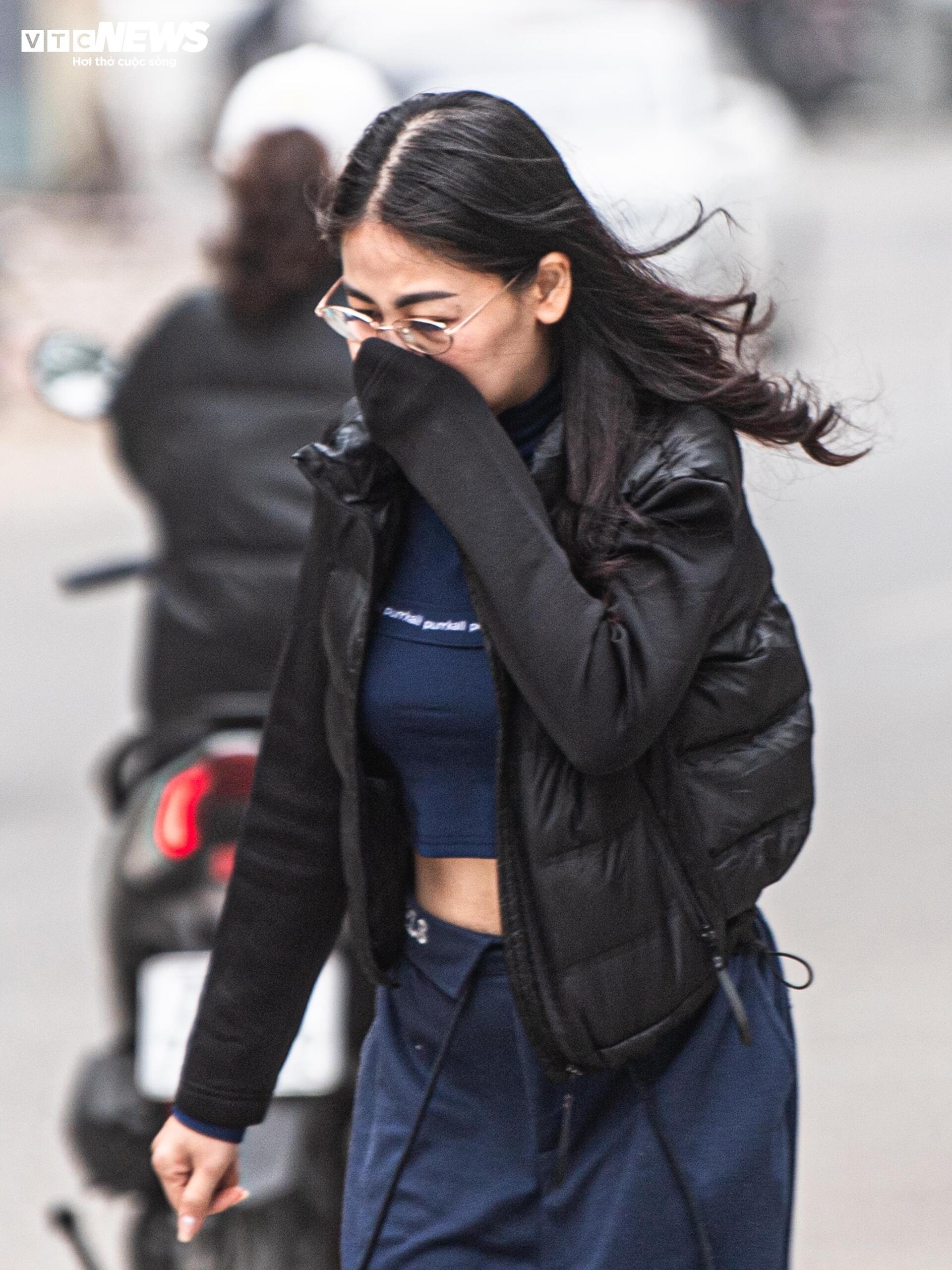 Đường gần 1km ở Hà Nội thi công ì ạch, hộ kinh doanh lo mất Tết - Ảnh 7