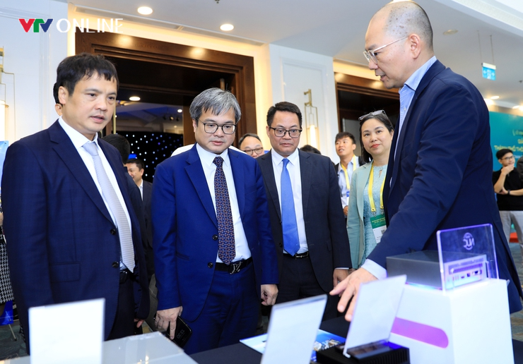 Hà Nội cụ thể hóa Nghị quyết số 57 bằng thể chế, hạ tầng và con người - Ảnh 4