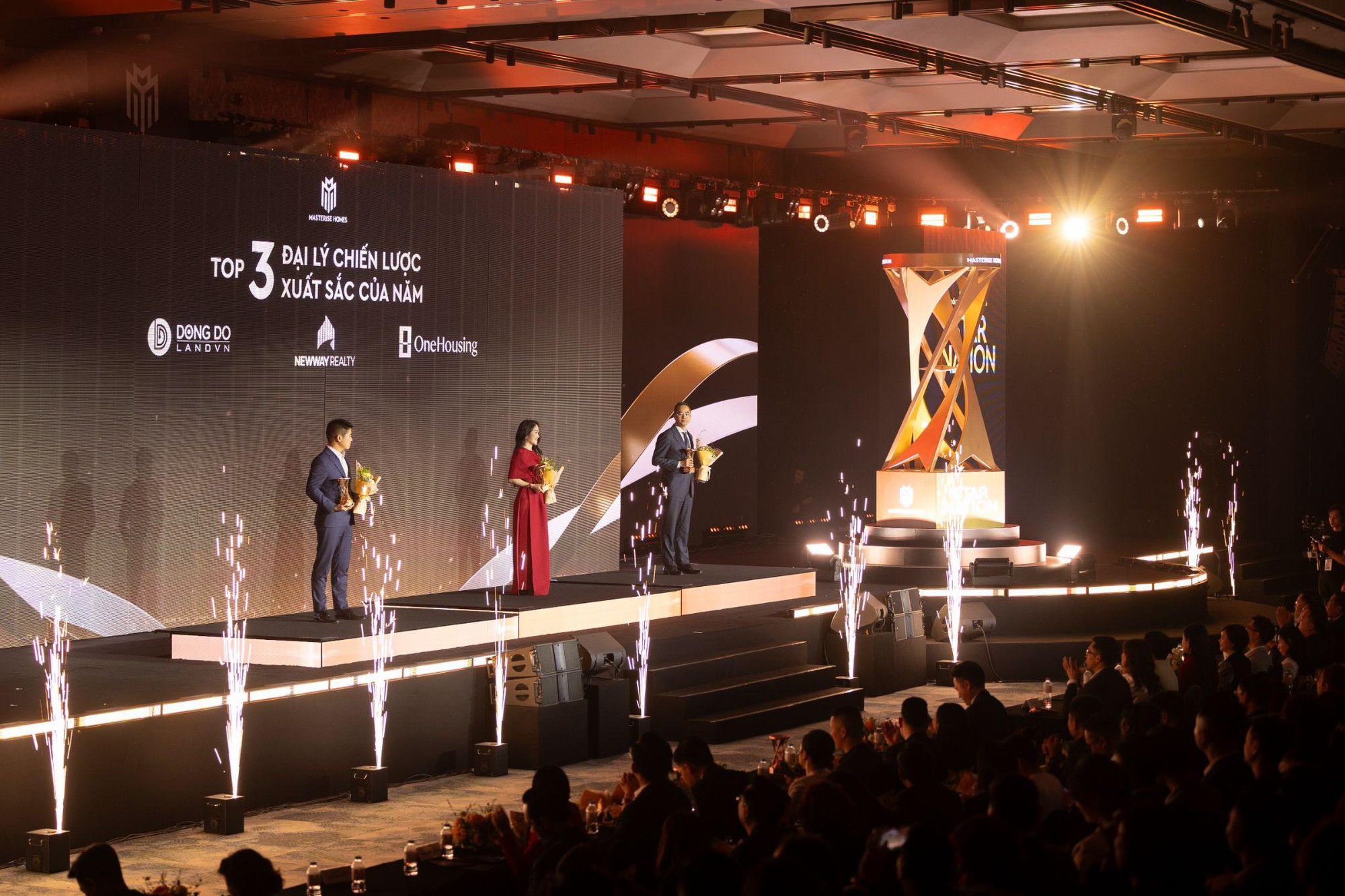 Xúc động và tự hào Lễ vinh danh đối tác kinh doanh 2025 của Masterise Homes - Ảnh 1