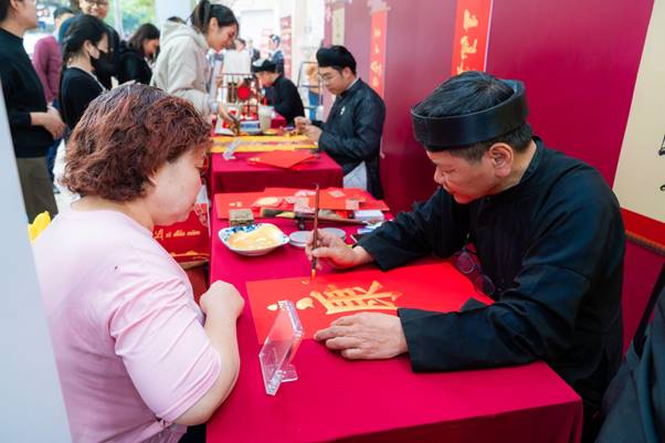 DOJI khởi động chuỗi hoạt động du xuân sôi động tại Lễ hội Vàng 2026 - Ảnh 1