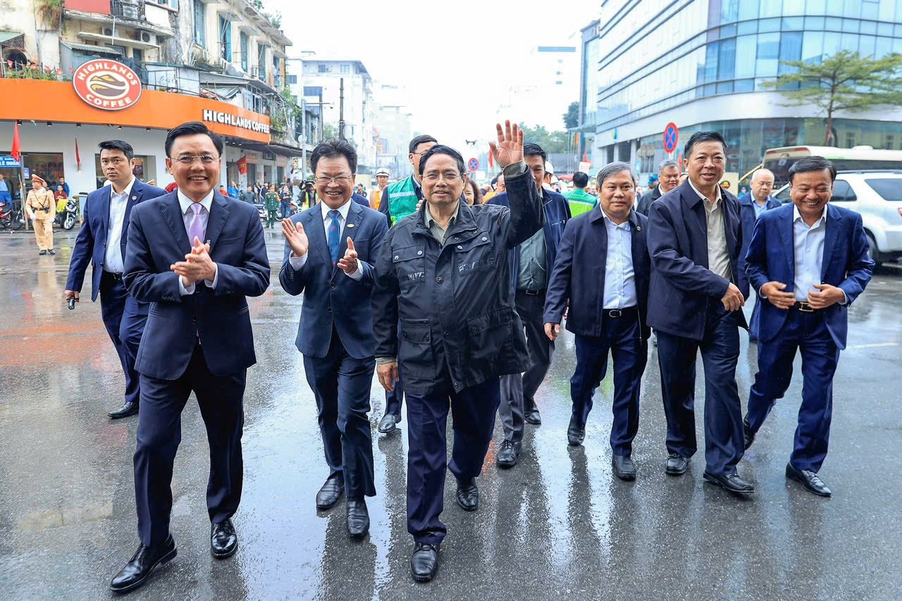 Chủ tịch VNR báo cáo với Thủ tướng về những kết quả trong công cuộc đổi mới ngành đường sắt - Ảnh 2