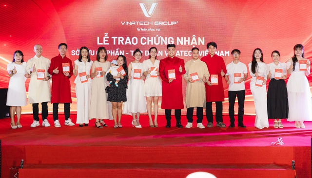 Doanh nghiệp top đầu ngành giá kệ thưởng Tết lớn - Tặng ô tô thay lời tri ân nhân viên - Ảnh 2