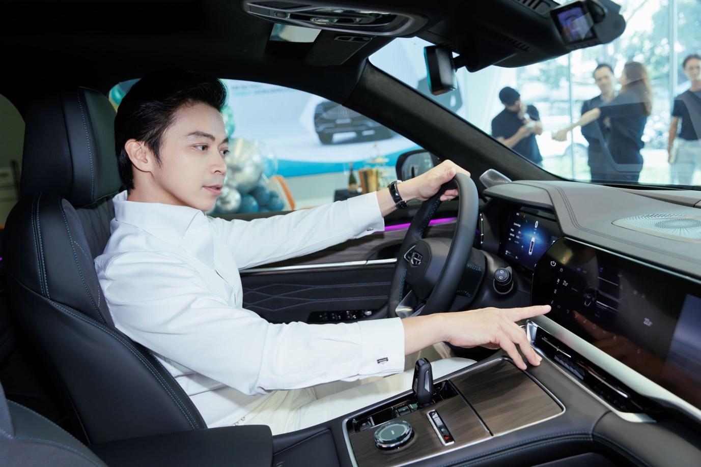 Geely Monjaro định nghĩa lại SUV hạng sang bằng cấu hình "khủng" và mức giá sốc - Ảnh 2