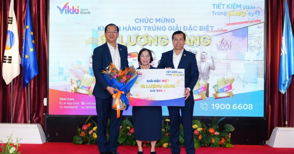 Vikki Bank trao giải 1 ký vàng và 10 giải thưởng giá trị
