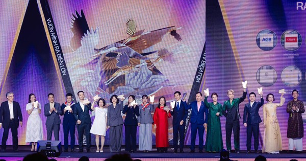 Vươn tầm, tử tế và bền vững: Doanh nghiệp cùng viết tiếp câu chuyện Việt Nam tại Gala WeChoice Awards 2025