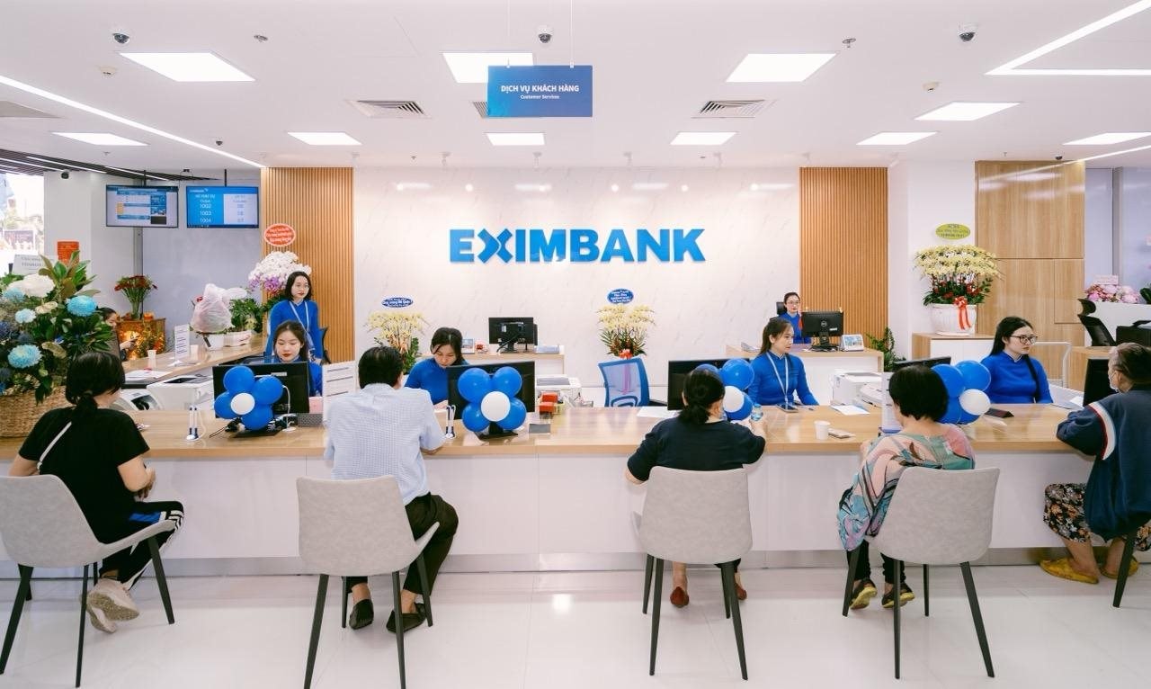 Eximbank báo lãi hơn 1.500 tỷ đồng, ưu tiên dự phòng rủi ro trong giai đoạn chuyển đổi - Ảnh 1
