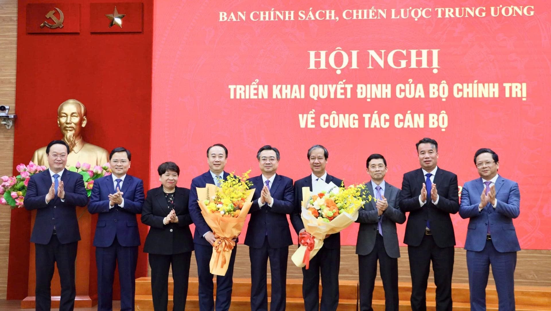 Ông Nguyễn Kim Sơn, Nguyễn Sỹ Hiệp giữ chức Phó ban Chính sách, chiến lược Trung ương - Ảnh 1