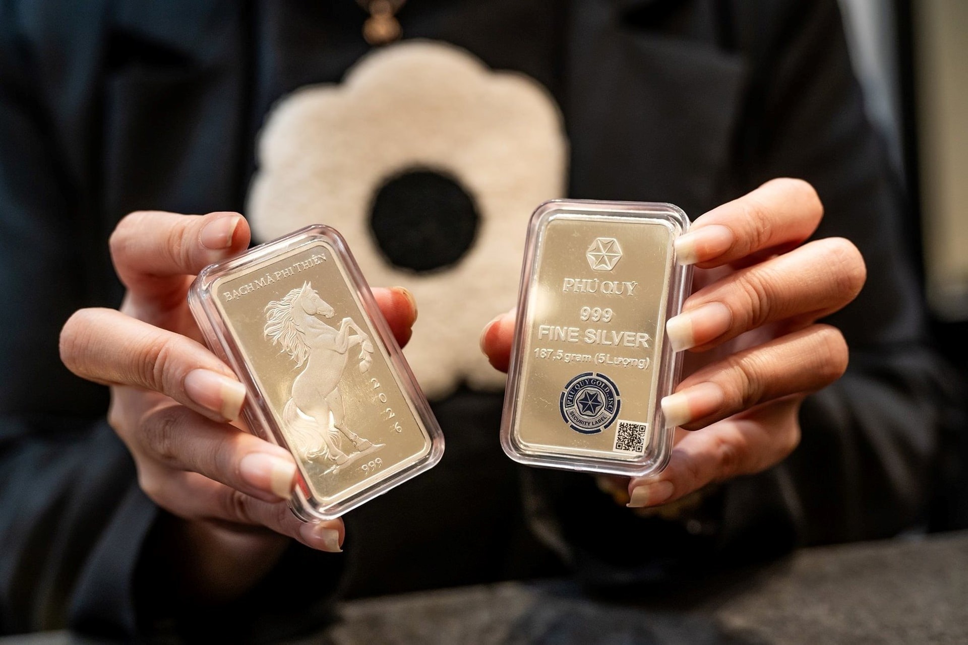 Từ quan niệm phong thủy, có nên mua bạc đầu năm? - Ảnh 1