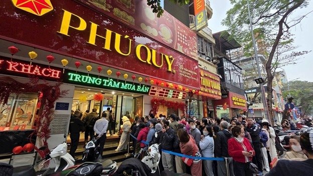 Giá bạc bật tăng hơn 6% phiên cuối tuần - Ảnh 1