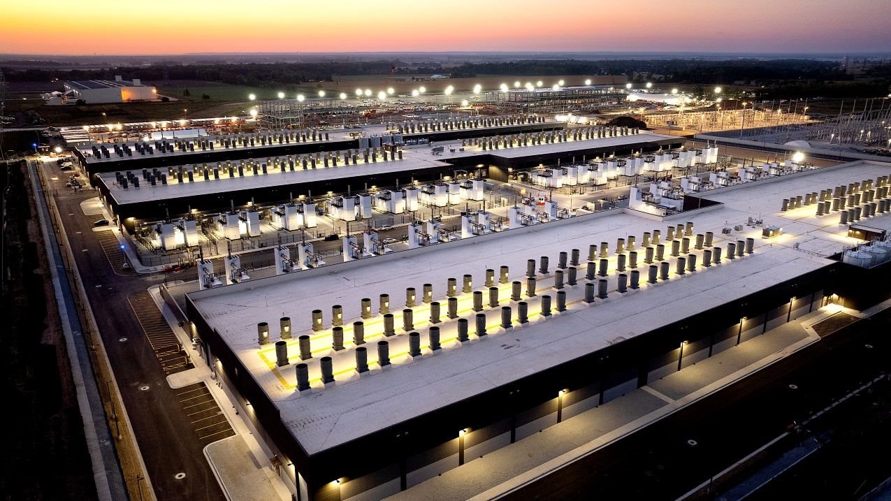 Từ lời 'kêu cứu' của Viettel, VNPT, FPT: Bài học nước Mỹ bán điện cho Google, Microsoft rẻ hơn 30% - Ảnh 4